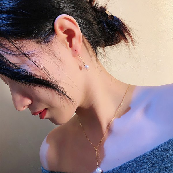 Bông tai vàng 18k ngọc trai biển Akoya 8-9.5mm Afie