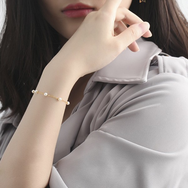 Lắc tay vàng 18k ngọc trai biển Akoya Sara
