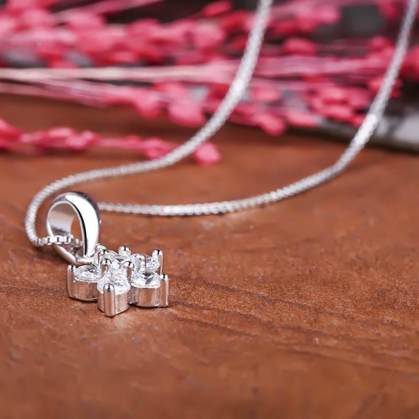 Mặt dây chuyền bạc Kelsey Flower 4