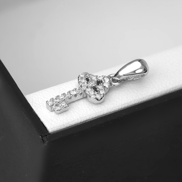 Mặt dây chuyền bạc Key Love 4
