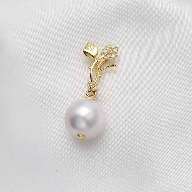 Mặt dây chuyền vàng 18K ngọc trai Akoya 8.5-9mm