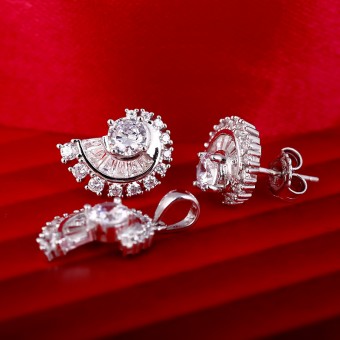  Bộ trang sức bạc Karma Love         