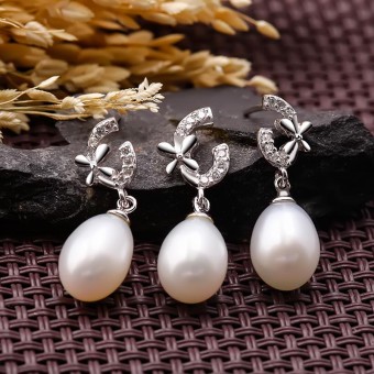 Bộ trang sức bạc ngọc trai C Pretty