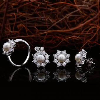 Bộ trang sức ngọc trai Genevieve