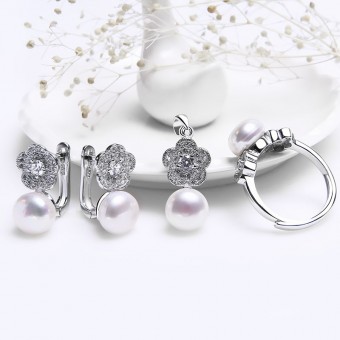 Bộ trang sức Tiffany Pearl