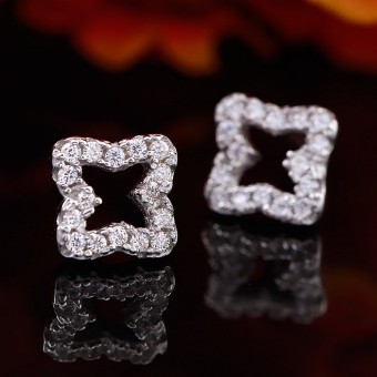 Bông tai bạc Kazen Love