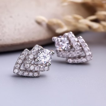Bông tai bạc Taka Love
