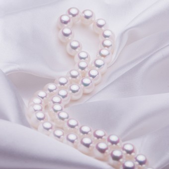 Chuỗi ngọt trai biển Akoya 7.5-9mm White-dotted