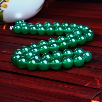 Chuỗi vòng mã não xanh lá cây