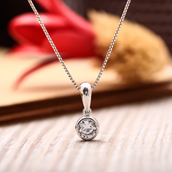 Mặt dây chuyền bạc Amanda