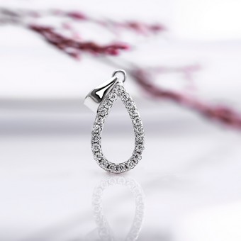 Mặt dây chuyền bạc Bard Love