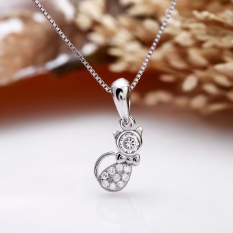 Mặt dây chuyền bạc Elizabeth