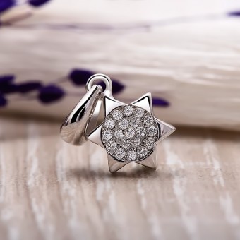 Mặt dây chuyền bạc Gwen