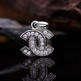 Mặt dây chuyền bạc Love Curves