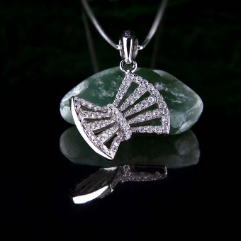 Mặt dây chuyền bạc Love Ribbon