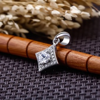Mặt dây chuyền bạc Square Love