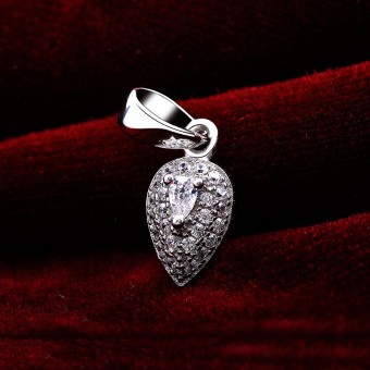 Mặt dây chuyền bạc Trust To Love