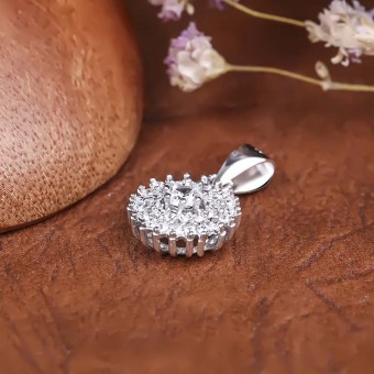 Mặt dây chuyền bạc White Daisy