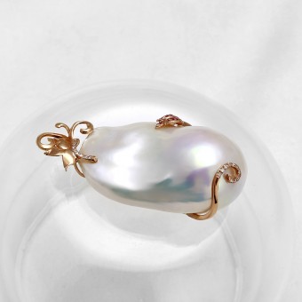 Mặt dây chuyền vàng 18k ngọc trai thật Moru