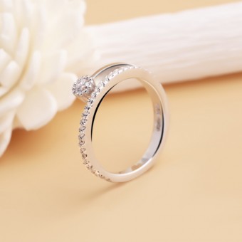 Nhẫn bạc Love Light