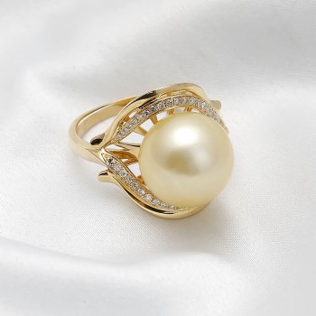 Nhẫn vàng 18k ngọc trai South Sea Jade 10-11mm đính Kim cương