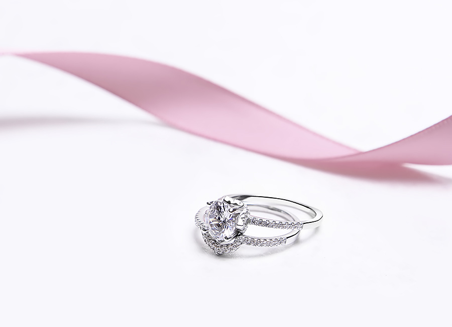 T&ocirc;n vinh vẻ đẹp Việt.