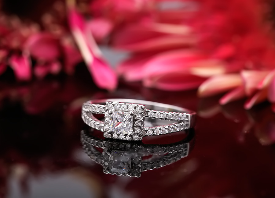 C&ograve;n chần chừ g&igrave; nữa m&agrave; kh&ocirc;ng đến với ch&uacute;ng t&ocirc;i ngay b&acirc;y giờ để được tỏa s&aacute;ng.