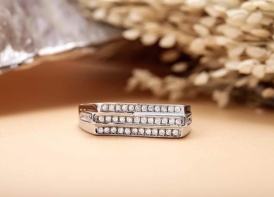 Rước ngay em ấy về th&ocirc;i.