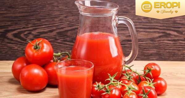 cà chua chứa chất chống oxy hóa giúp làm ssangs bạc