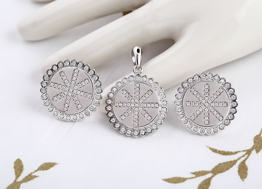 Cận cảnh vẻ đẹp nữ t&iacute;nh đầy rực rỡ của Sunflower In Circle.