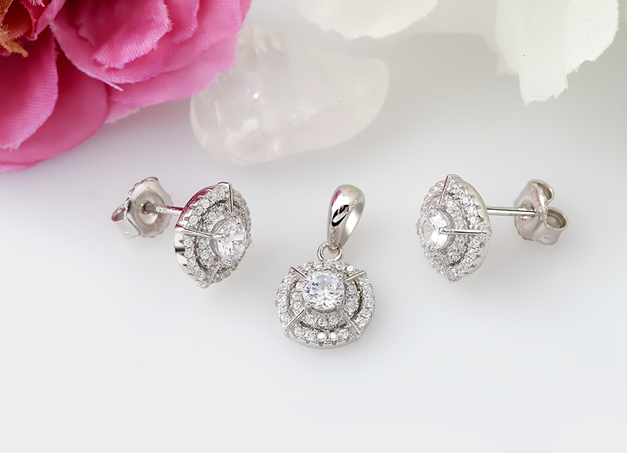 Thoải m&aacute;i trưng diện trong nhiều ho&agrave;n cảnh.