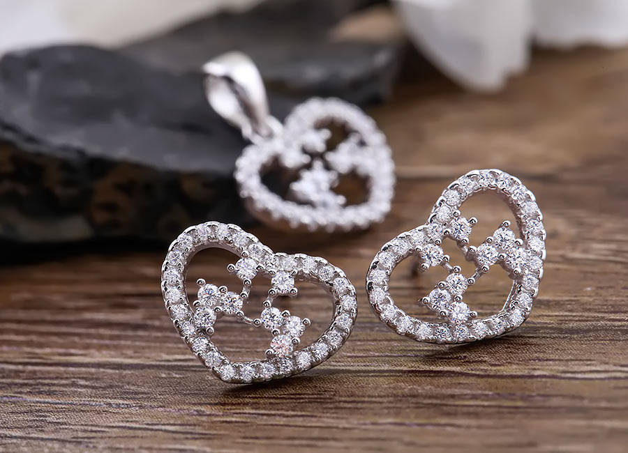 Tạo h&igrave;nh tr&aacute;i tim với vẻ đẹp l&ocirc;i cuốn v&agrave; hấp dẫn.