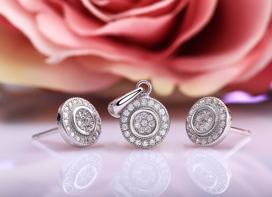Cận cạnh những &ldquo;c&ocirc; n&agrave;ng đ&aacute;ng y&ecirc;u&rdquo; của Eropi Jewelry