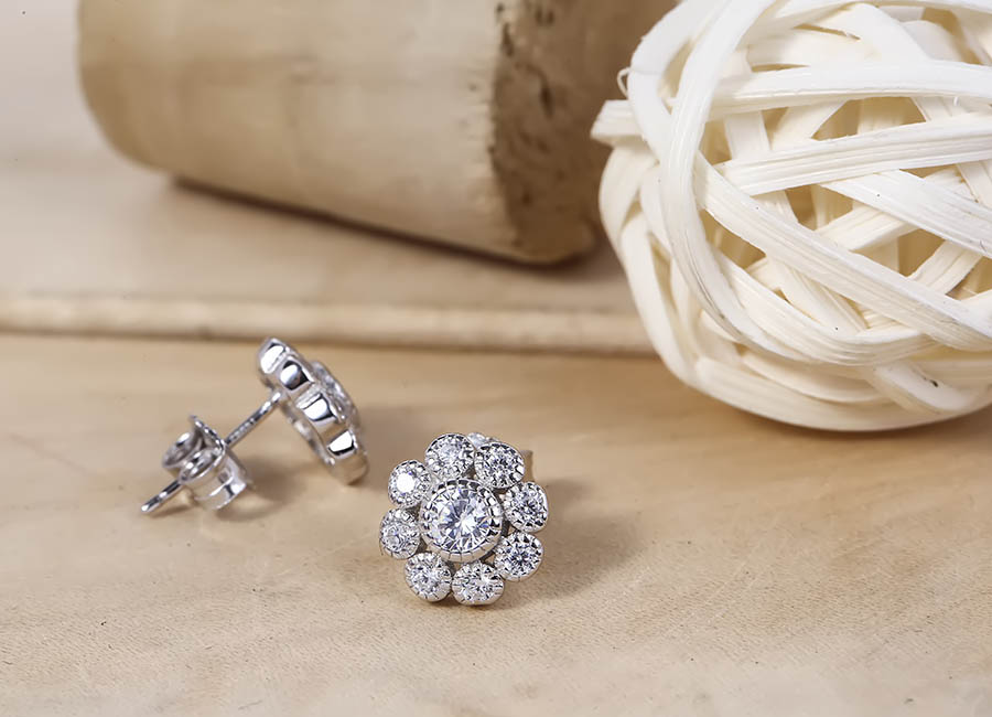 T&ocirc;n vinh vẻ đẹp Việt.