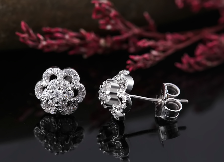 Lung linh sắc đ&aacute; hớp hồn t&acirc;m tr&iacute; c&ocirc; g&aacute;i.