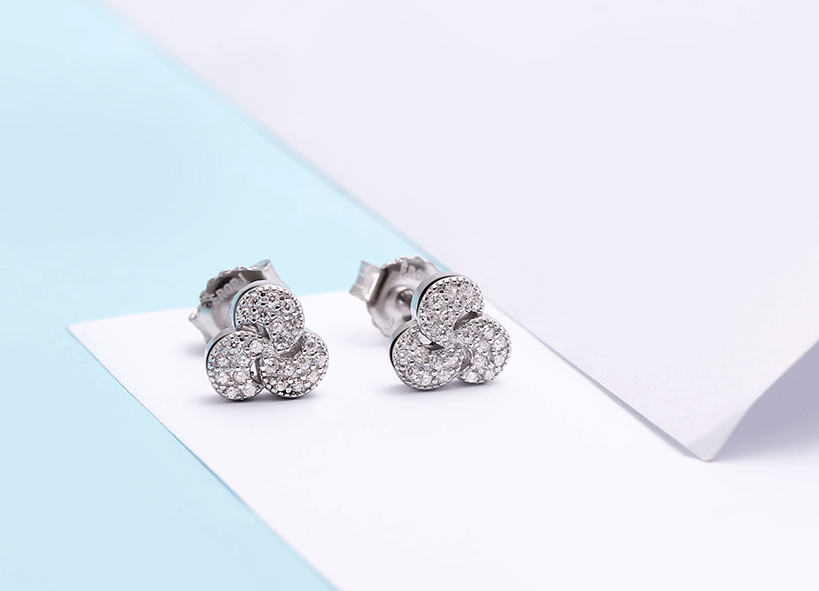 Thiết kế tinh tế, hấp dẫn mọi &aacute;nh nh&igrave;n.