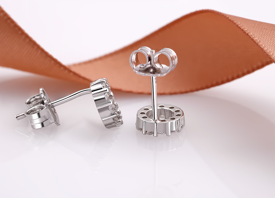 Chốt kh&oacute;a chắc chắn đủ để l&agrave;m bạn an t&acirc;m.