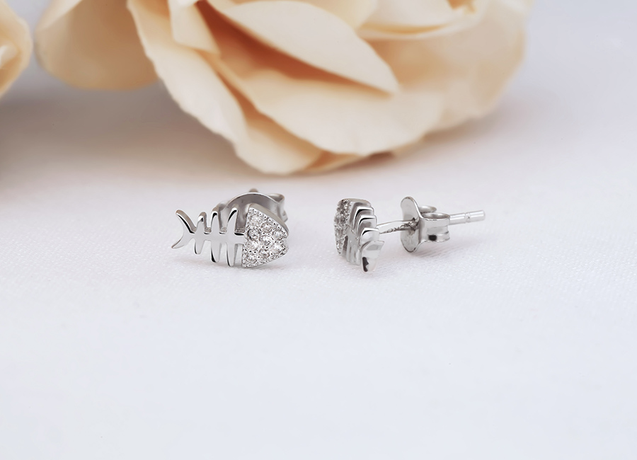 Mẫu trang sức c&oacute; thể trưng diện trong mọi ho&agrave;n cảnh.