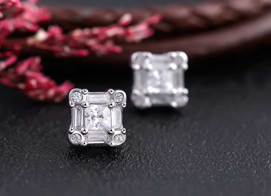 N&eacute;t hiện đại tr&ocirc;ng khu&ocirc;n h&igrave;nh vu&ocirc;ng nơi mặt b&ocirc;ng tai.