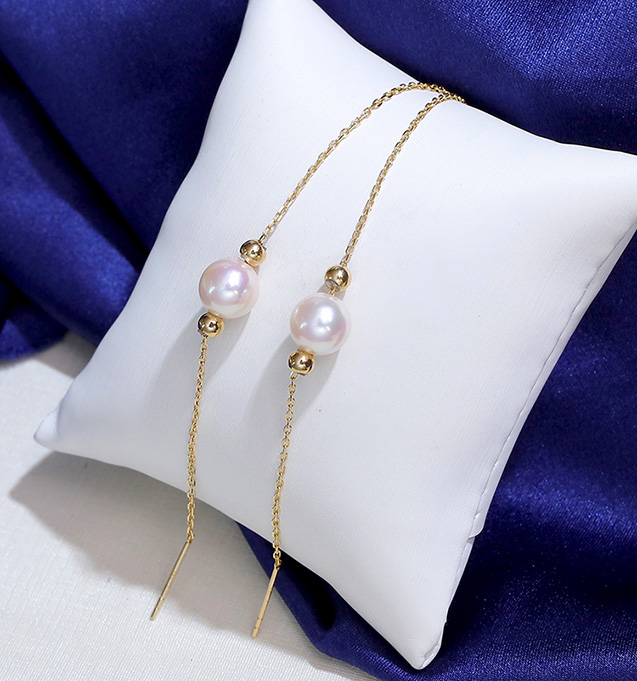 Bông tai vàng 18k ngọc trai biển Akoya 6-7mm Lotus, dáng thả dài, kiểu dáng trẻ trung, hiện đại với ngọc trai biển 3 màu: trắng, vàng, xám.