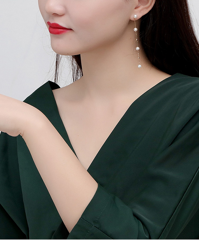 B&ocirc;ng tai v&agrave;ng 18k ngọc trai ngọt 5-6mm Beeplant