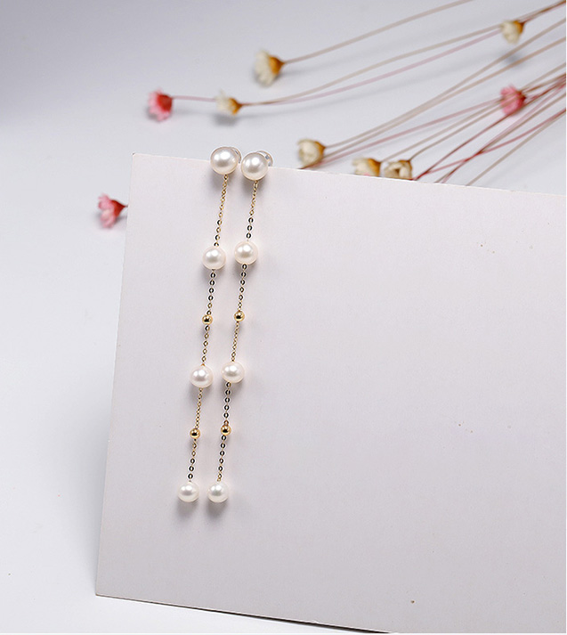 B&ocirc;ng tai v&agrave;ng 18k ngọc trai ngọt 5-6mm Beeplant