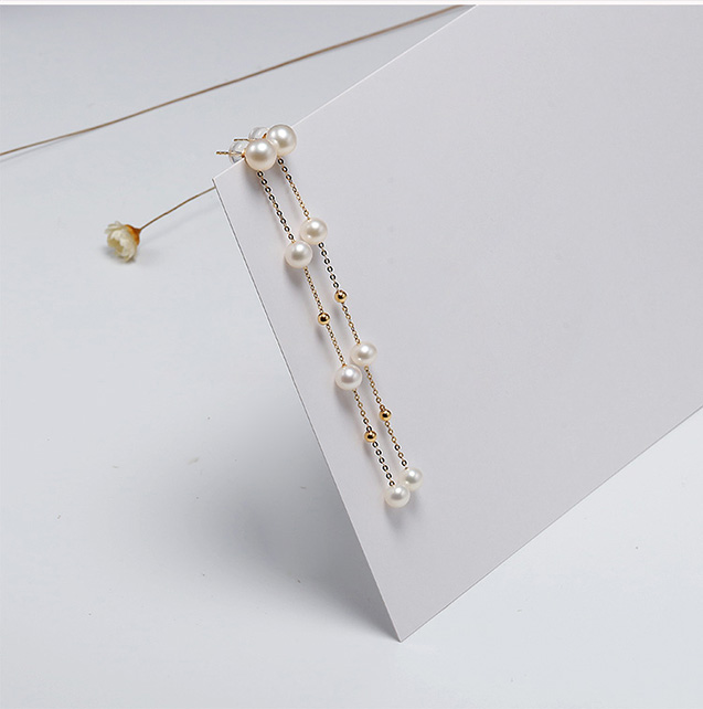 B&ocirc;ng tai v&agrave;ng 18k ngọc trai ngọt 5-6mm Beeplant