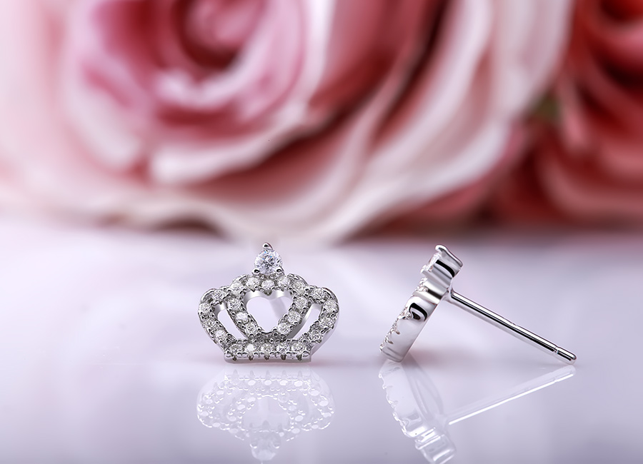 Tinh tế v&agrave; chắc chắn trong mọi đường n&eacute;t chế t&aacute;c.