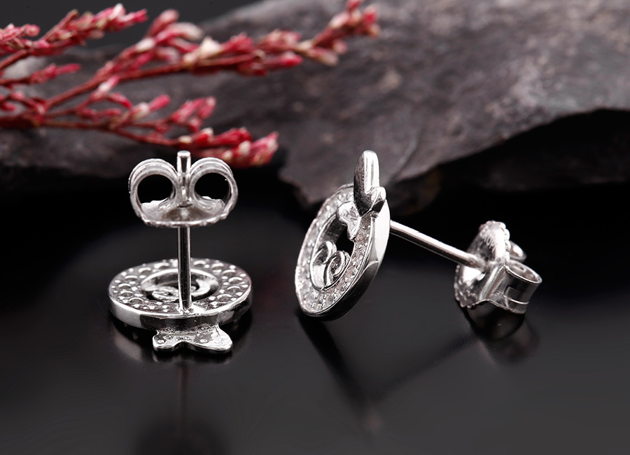 Mẫu trang sức hợp mốt với xu hướng thời đại.