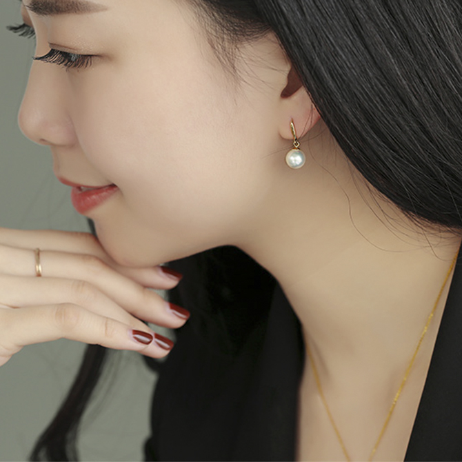 B&ocirc;ng tai v&agrave;ng 18k