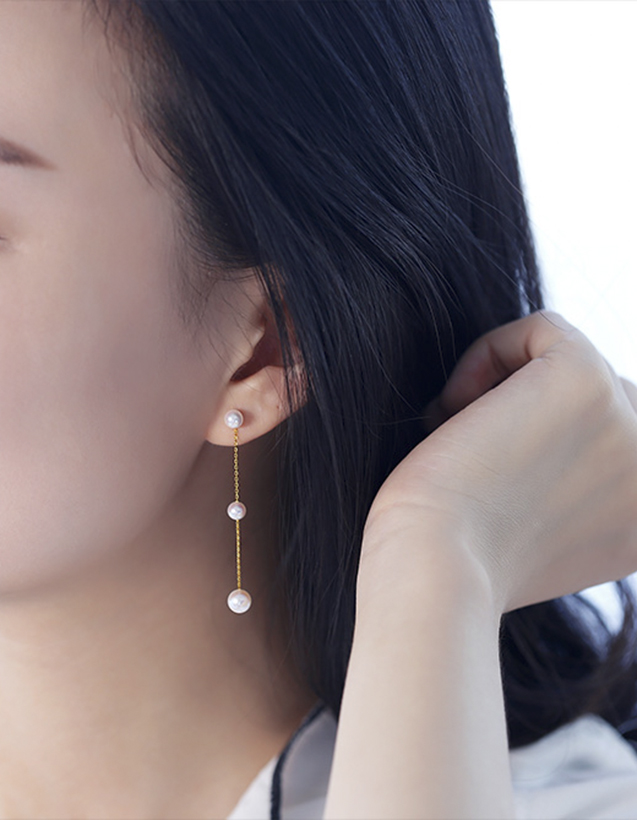 B&ocirc;ng tai v&agrave;ng 18k