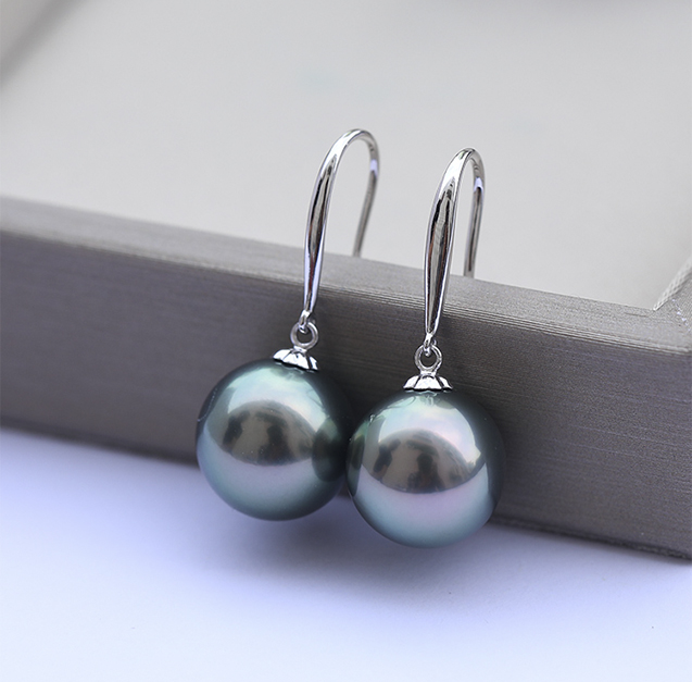 b&ocirc;ng tai v&agrave;ng