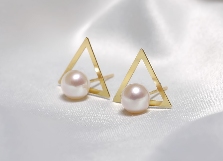 B&ocirc;ng tai v&agrave;ng