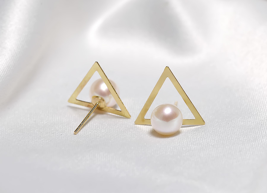 B&ocirc;ng tai v&agrave;ng